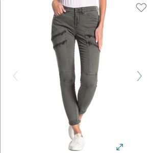 Blank NYC Cargo Pants in olive